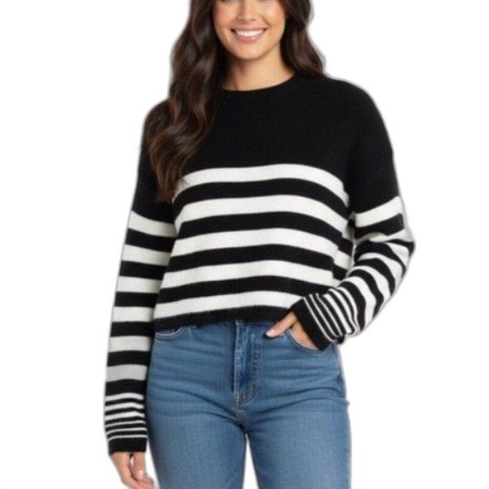 Altar'd State Black Off-White Stripe Fluffy Knit Boxy Cropped LS Sweater Size S